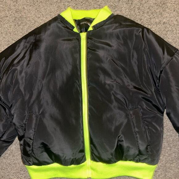 Fashion Nova Floerns Women's Long Sleeve Lightweight Cropped Bomber Jacket - Picture 2 of 6